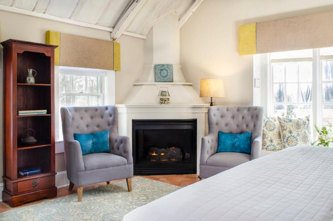 Hillbrook Inn & Spa (Adults Only) Чарльз-Таун Экстерьер фото
